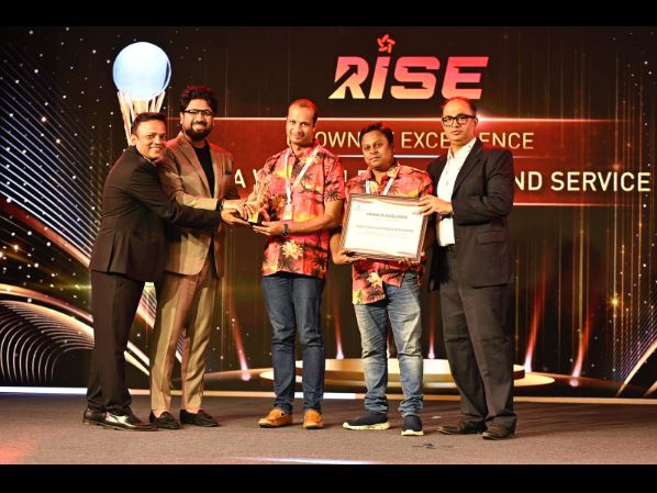 Purva Vashi Honoured with Vikram Solar’s Crown of Excellence Award, Eastern Region